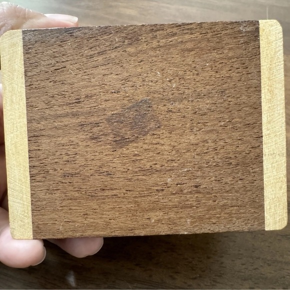 Vintage Handmade Wooden Jewelry Box With Inlay Hummingbird Trinket Box - Picture 9 of 9